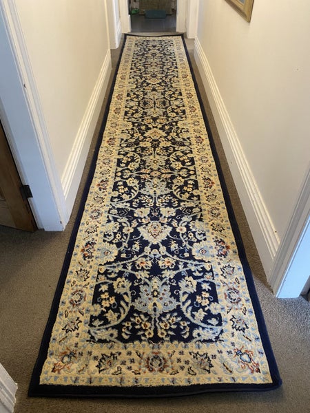 Blue and white patterned runner Carousel 1