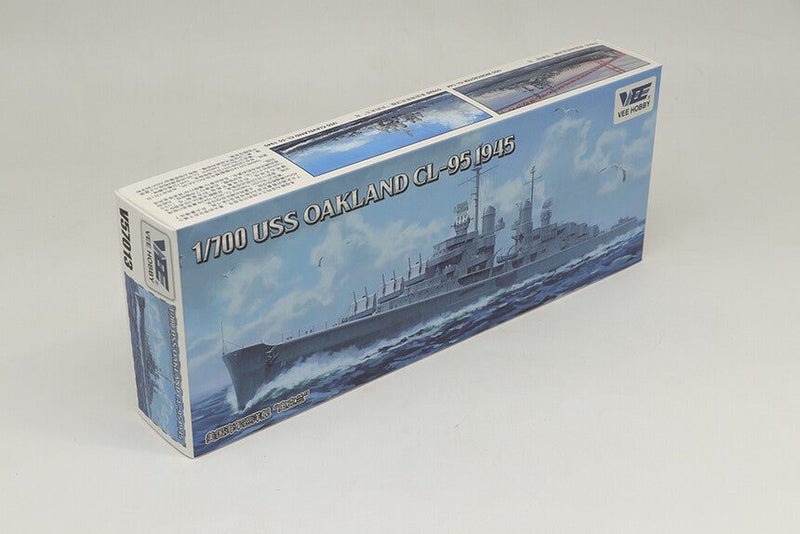Vee Hobby 1:700 scale USS Oakland CL-95 (1945) "Starter Version" V57013 scale... Carousel 2