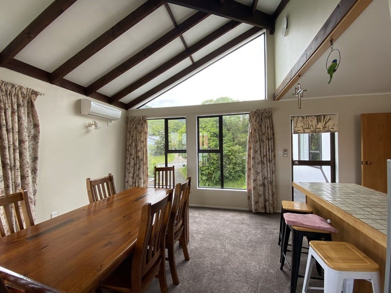 Ngaio, 4 bedrooms64764543709827111