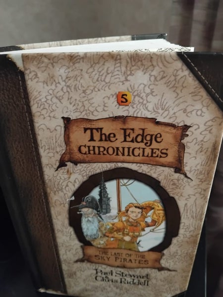 The Edge Chronicles The Last of the Sky Pirates64768512988675111
