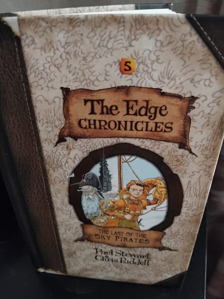 The Edge Chronicles The Last of the Sky Pirates64768512988675110