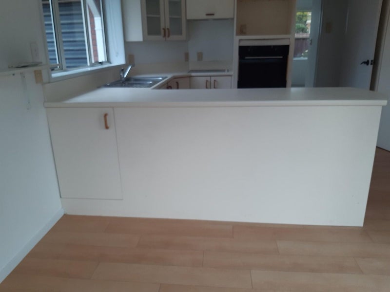 Avonhead, 3 bedrooms64768902892417111