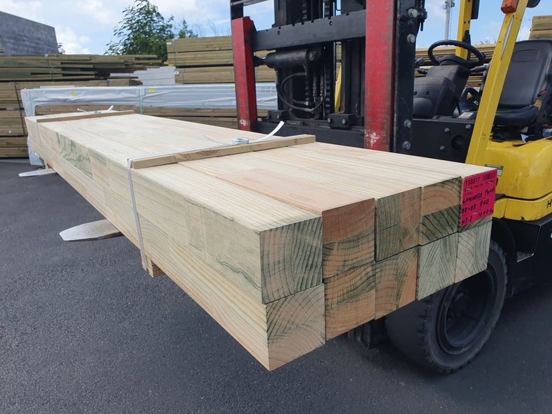 PINE LAMINATED POST - D4S - 88 x 88mm - 24m - H3.2 - TS8817 Carousel 1