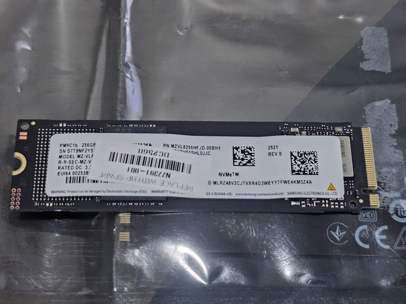 *New* NVME SSD 256GB (Samsung, KIOXIA/TOSHIBA) Carousel 4