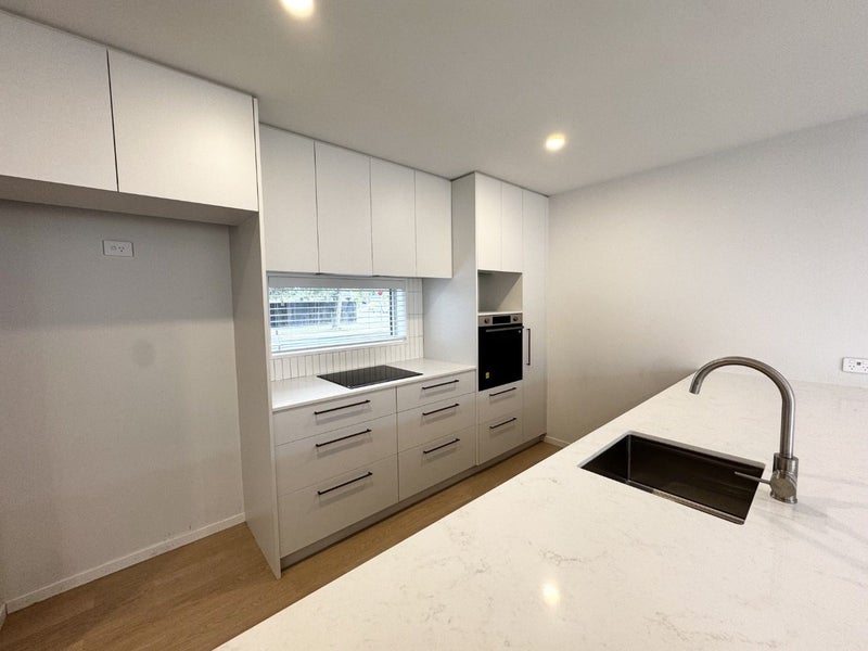 St. Albans, 3 bedrooms64769393049217111