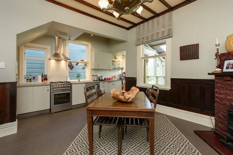 Newtown, 3 bedrooms64769481789569114