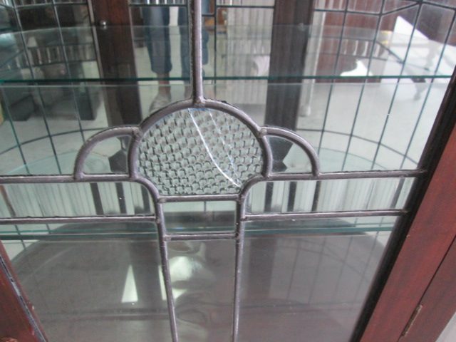 2307 VINTAGE LEADLIGHT BOW FRONT DISPLAY CABINET Carousel 4