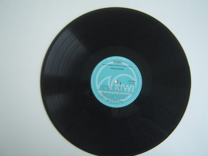 Waiata Maori Inia Te Wiata NZ Opera Co 33 1/3RPM Carousel 8