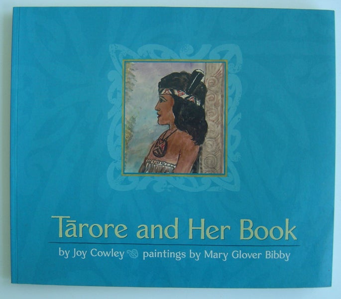 Tarore and Her Book by Joy Cowley Carousel 1