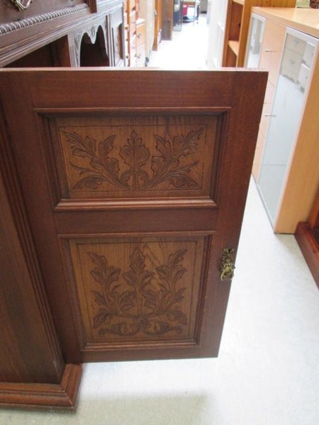 2316 LOVELY VINTAGE MIRROR BACK SIDEBOARD Carousel 5