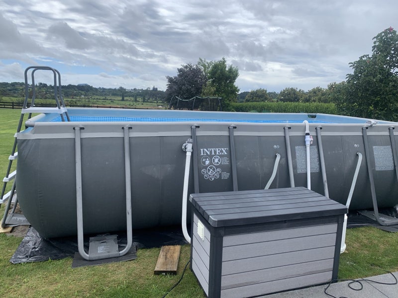 18ft pool64769710291202112