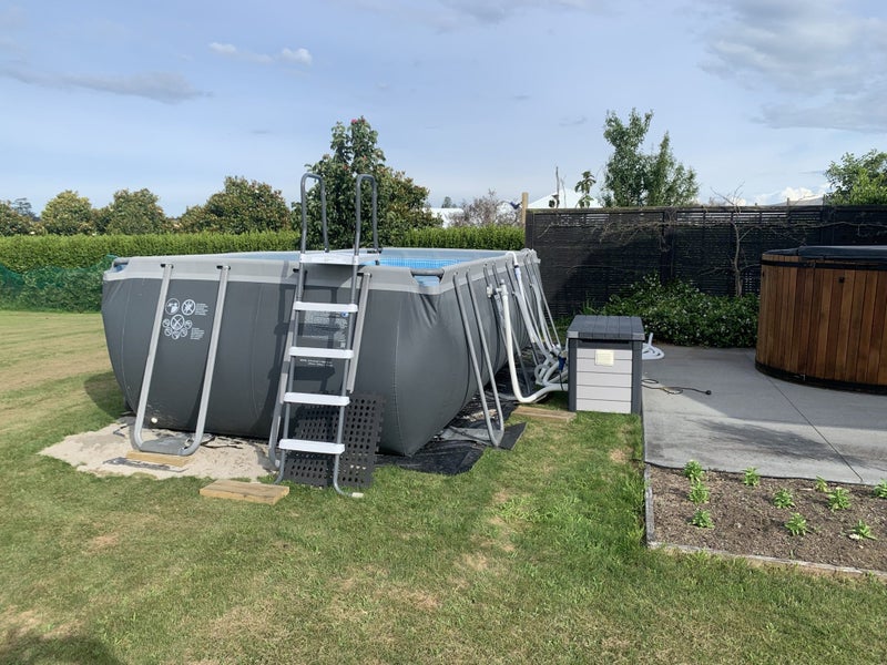 18ft pool64769710291202113