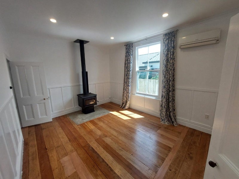 Sydenham, 3 bedrooms64769889921538113