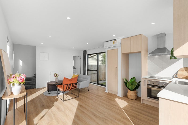 Waltham, 2 bedrooms64769889938179112