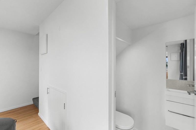 Waltham, 2 bedrooms64769889938179114