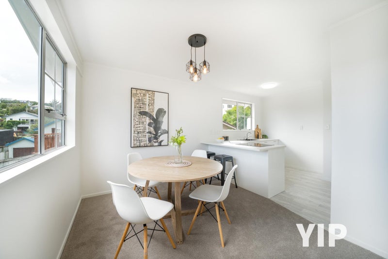 Prime Position on Petherick? YIP!64770182402177113