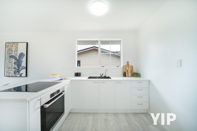 Prime Position on Petherick? YIP!64770182402177114