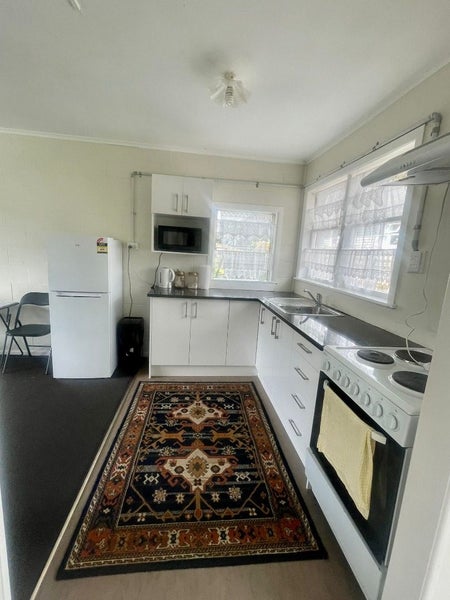 Manurewa, 1 bedroom64770284114178112