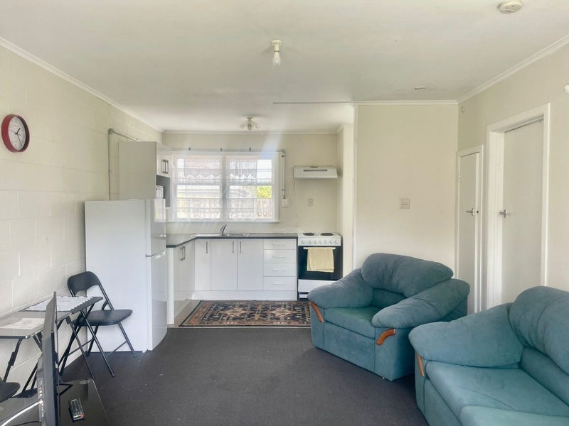 Manurewa, 1 bedroom64770284114178114