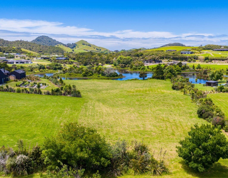 Direct lake access section, Mangawhai64770475243137112