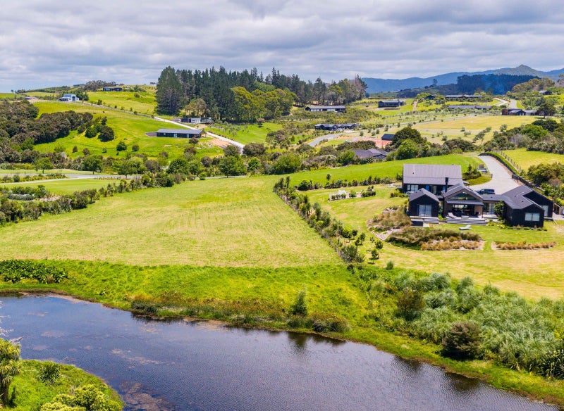 Direct lake access section, Mangawhai64770475243137113