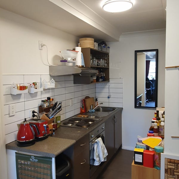 Te Aro, Studio64770475249923111