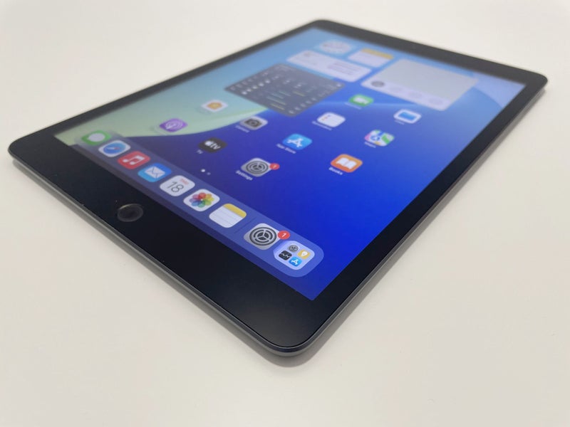 Apple iPad (7th Gen) Wi-Fi 32GB (trade-in)64812367798018110