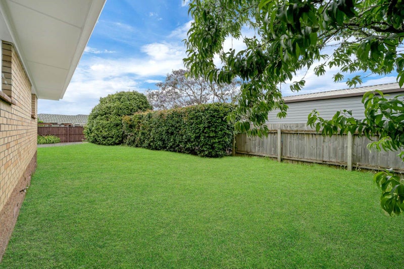 Prime Location Corner Gem in Papatoetoe!64770680396161113