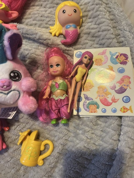 Assorted toys Carousel 2