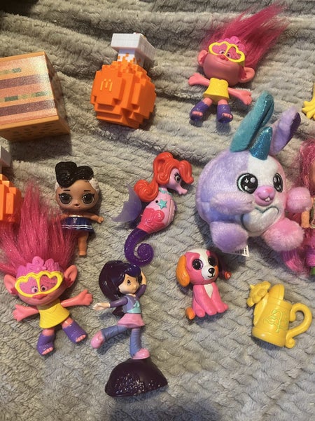 Assorted toys Carousel 3