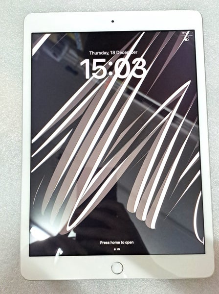 Apple iPad 7th Gen Wi-Fi 10.2" 32GB - Silver + 1 Year Warranty Carousel 2