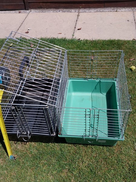 Pet Cages Carousel 2