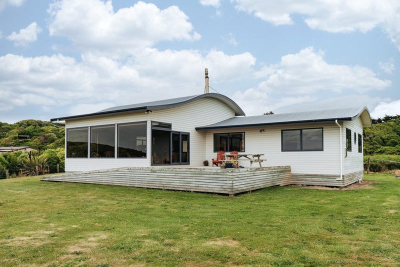 Surf's up64780473247617110