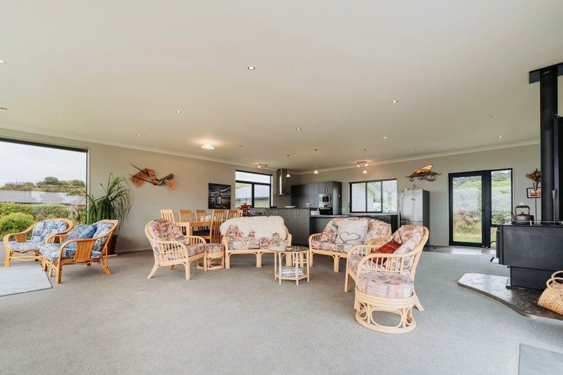 Surf's up64780473247617113