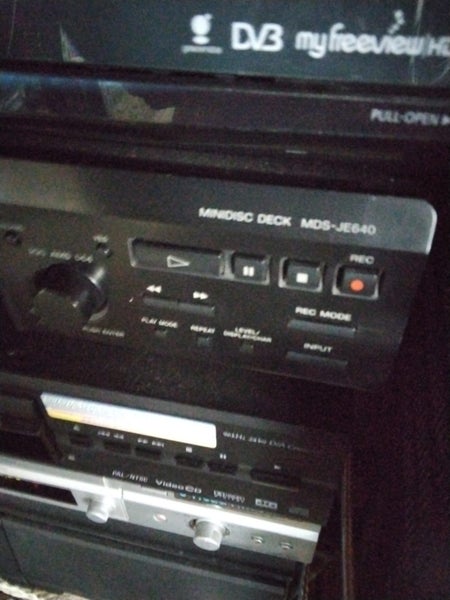 Sony MiniDisc player MDS-JE640 Carousel 1