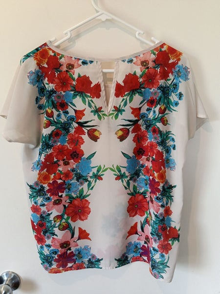 Forever21 Contemporary Short Sleeve Blouse Carousel 2