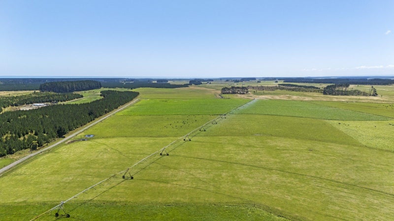 Tahuna - Large scale dry stock unit64782507419777114