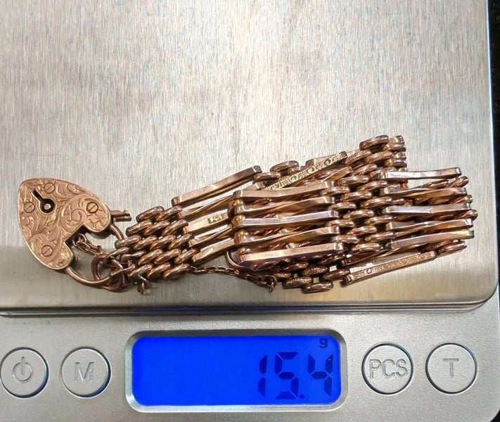 Rare and Beautiful Victorian Rose Gold 5 Gate Bracelet 15.4g Carousel 2