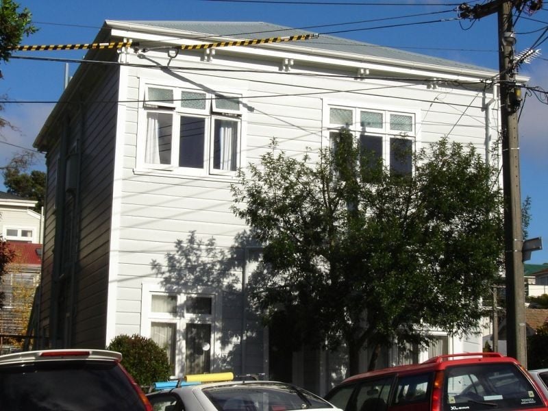 Newtown, 3 bedrooms64772260311939110