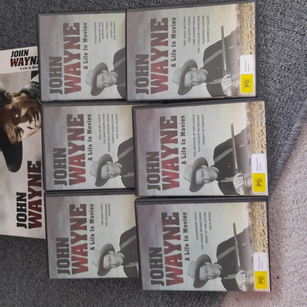John Wayne x6 DVD's in box Good condition Carousel 1