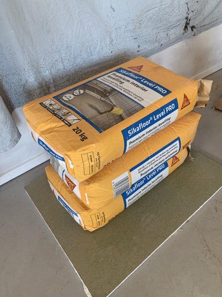 Sika self levelling compound x 3 bags Carousel 2
