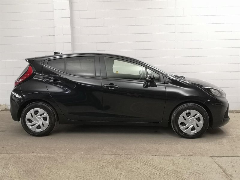 2022 Toyota Aqua Newshape, Keyless, Super low k...64773633273730112