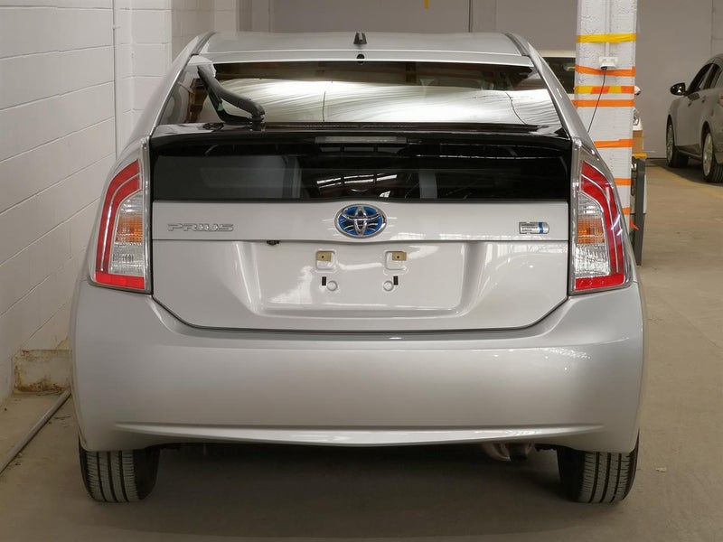 2014 Toyota Prius 1.8 S model with Low KM64773633281283114