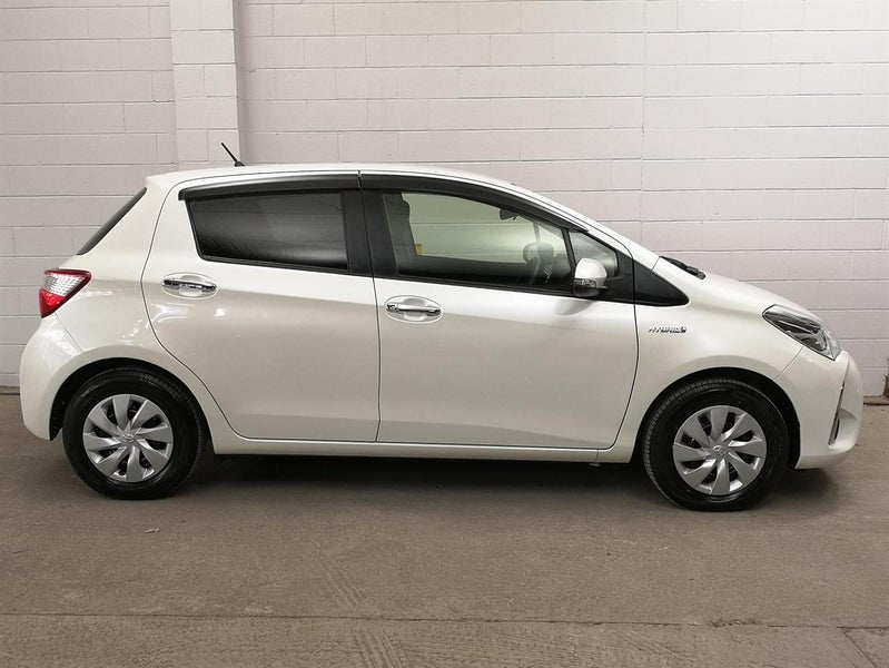 2019 Toyota Vitz Hybrid Yaris, Low km / Aqua pl...64773633347713112