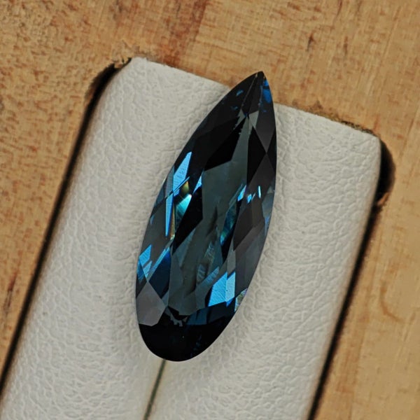 VVS London Blue Topaz 4.84ct Gorgeous Pear Cut Carousel 1