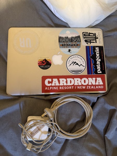 Apple MacBook Air Carousel 3