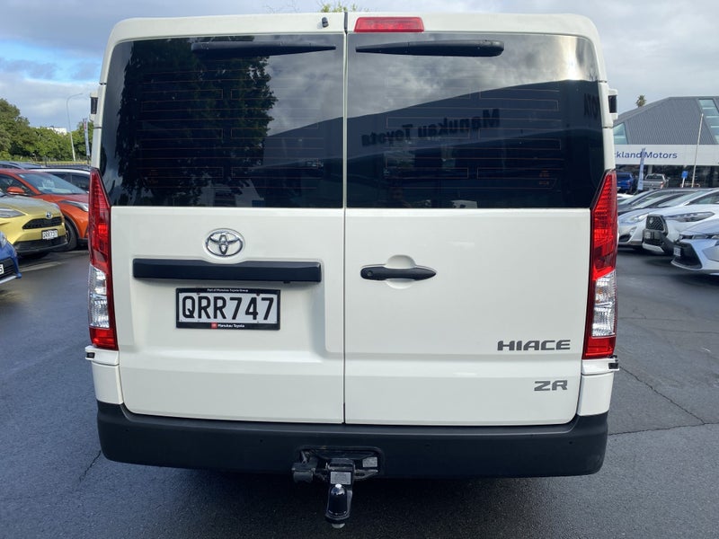 2024 Toyota Hiace ZR 2.8DT 6AT RWD GVN/6D/2S (H...64779483965313113