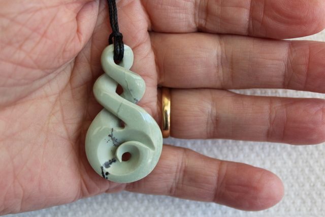 BEAUTIFUL KORU-TWIST TWIST INANGA FLOWER POUNAMU / Jade Twist #191 Carousel 1