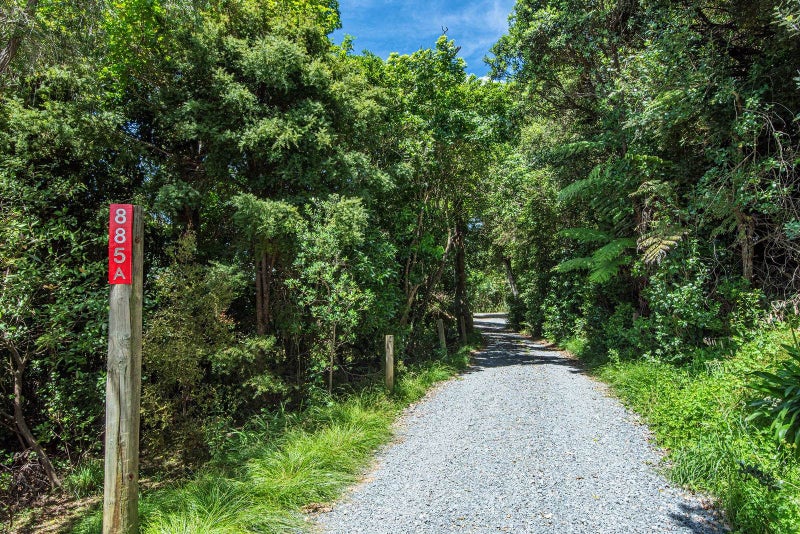 A Slice of Paradise in Matapouri Bay64779887875330110