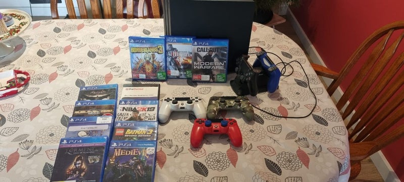 PS4 Pro Bundle Carousel 1